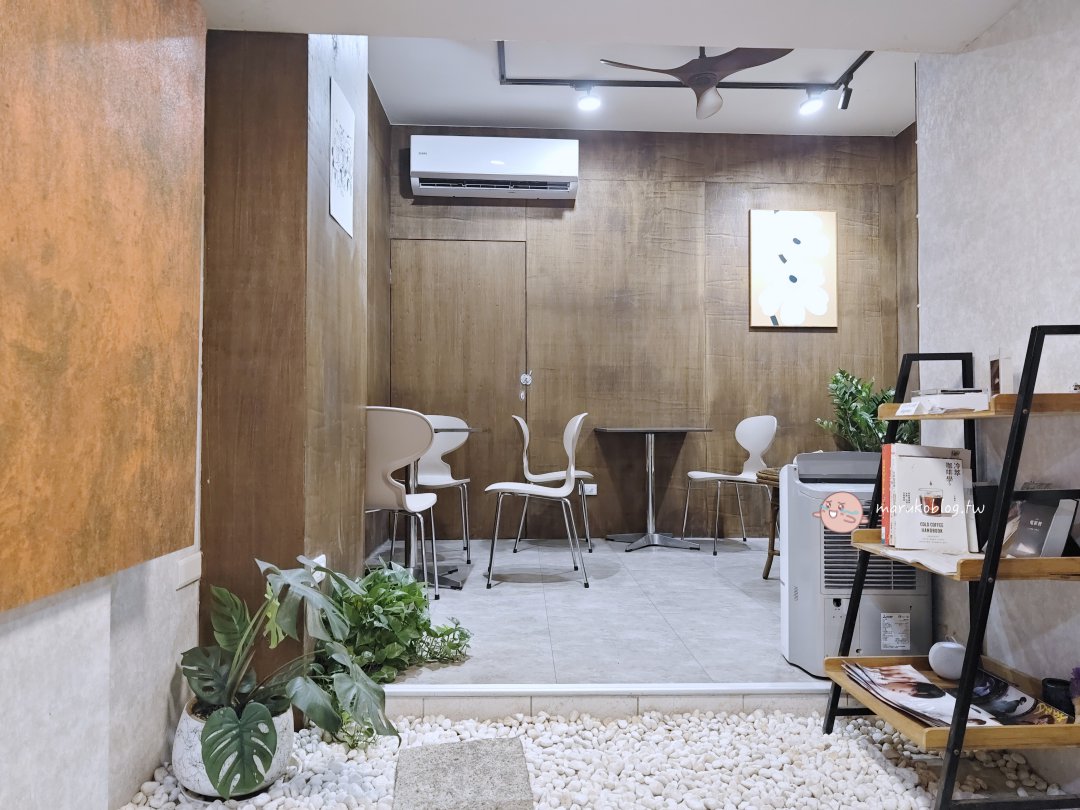 【宜蘭咖啡館】Maslow Walker 礁溪店｜老宅風文青咖啡館，開心果巴斯克、阿芙卡朵的午後時光！ @Maruko(丸子)與美食有個約會