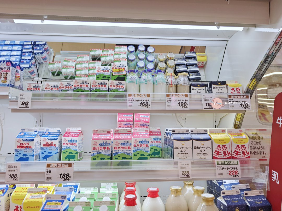 鳥取白玫瑰牛乳|山陰地區限定!鳥取人從小喝到大的超市便利商店必喝鮮乳 @Maruko(丸子)與美食有個約會 鳥取白玫瑰牛乳|山陰地區限定!鳥取人從小喝到大的超市便利商店必喝鮮乳 @Maruko(丸子)與美食有個約會
