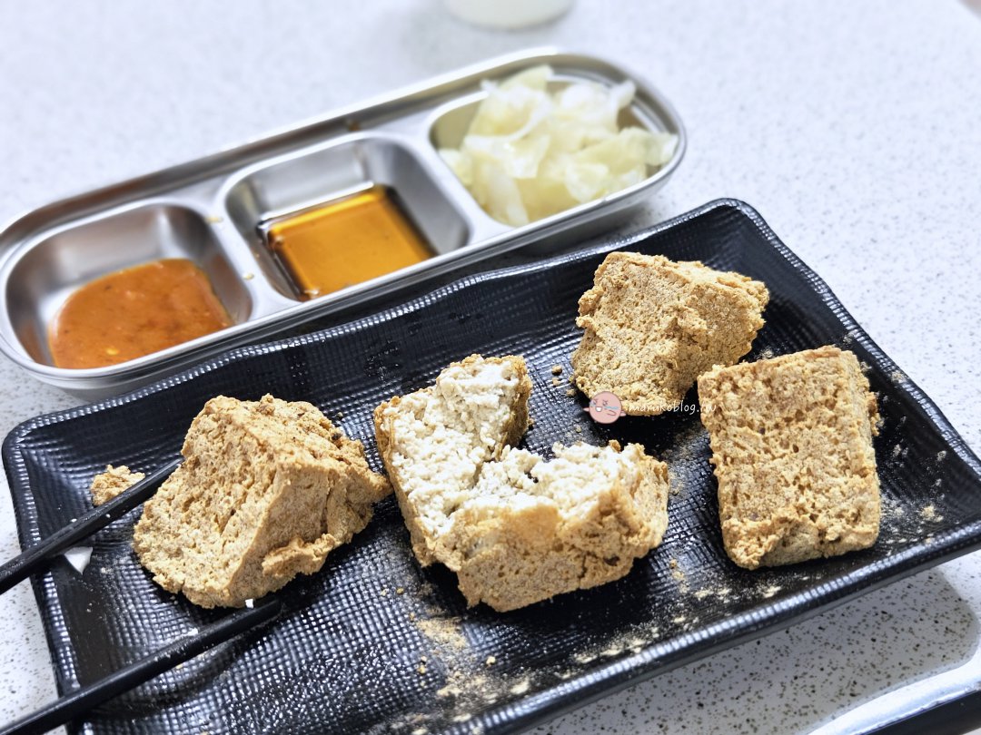 台北萬華｜一派胡塩酵素臭豆腐 搬遷 素食也能吃！香酥夠味，加辣更過癮 @Maruko(丸子)與美食有個約會
