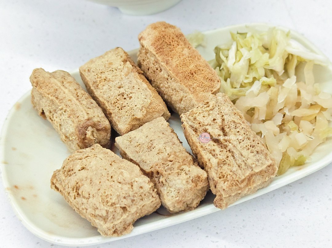 宜蘭冬山大可愛｜冬山河旁在地人推薦臭豆腐、粉圓冰、米粉羹，必吃正港宜蘭味！ @Maruko(丸子)與美食有個約會