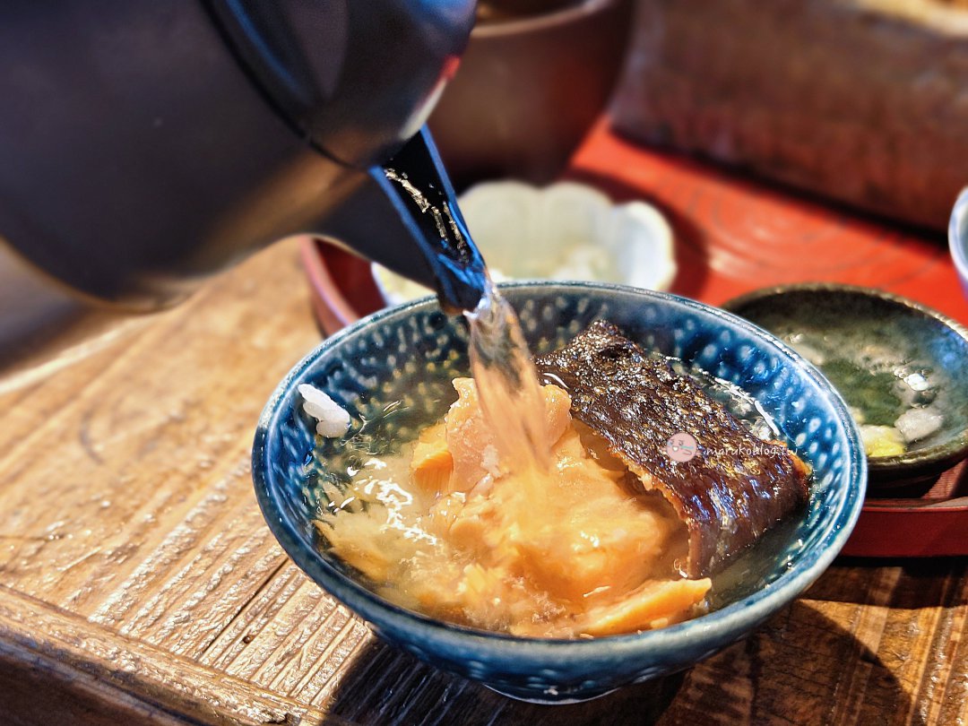 【福岡早餐推薦】炉端ノいとおかし｜現烤鮭魚定食&times;土鍋炊飯，預約制爐端燒早晨好滿足 @Maruko(丸子)與美食有個約會