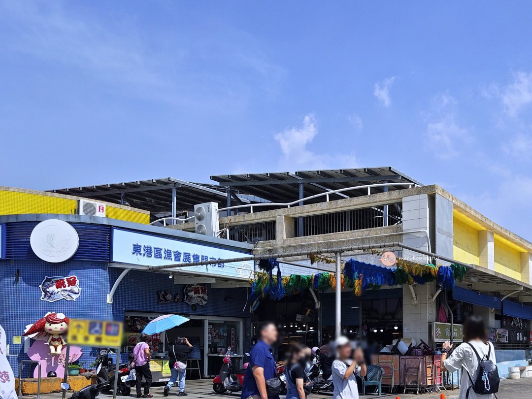 【屏東東港美食】黑鮪魚季必吃！華僑市場「守席海鮮丼」大份量、超實惠的澎湃海鮮丼推薦 @Maruko(丸子)與美食有個約會