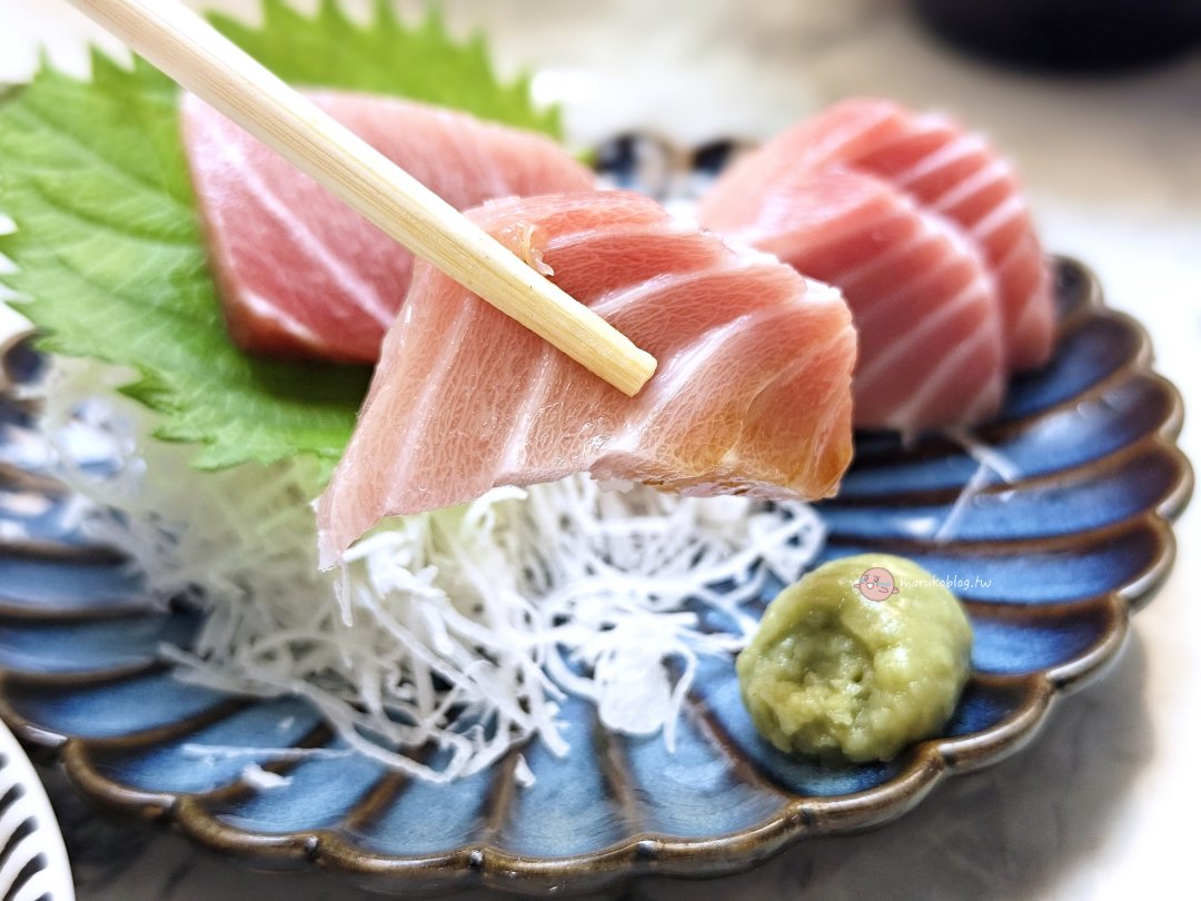 【屏東東港美食】黑鮪魚季必吃！華僑市場「守席海鮮丼」大份量、超實惠的澎湃海鮮丼推薦 @Maruko(丸子)與美食有個約會