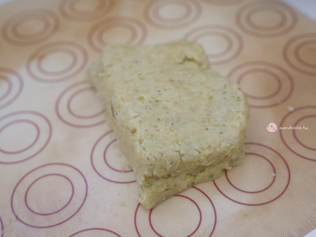 【點心食譜】開心果司康｜好市多無殼鹽味開心果 &times; 鬆餅粉 &times; 氣炸鍋簡單做法 @Maruko(丸子)與美食有個約會