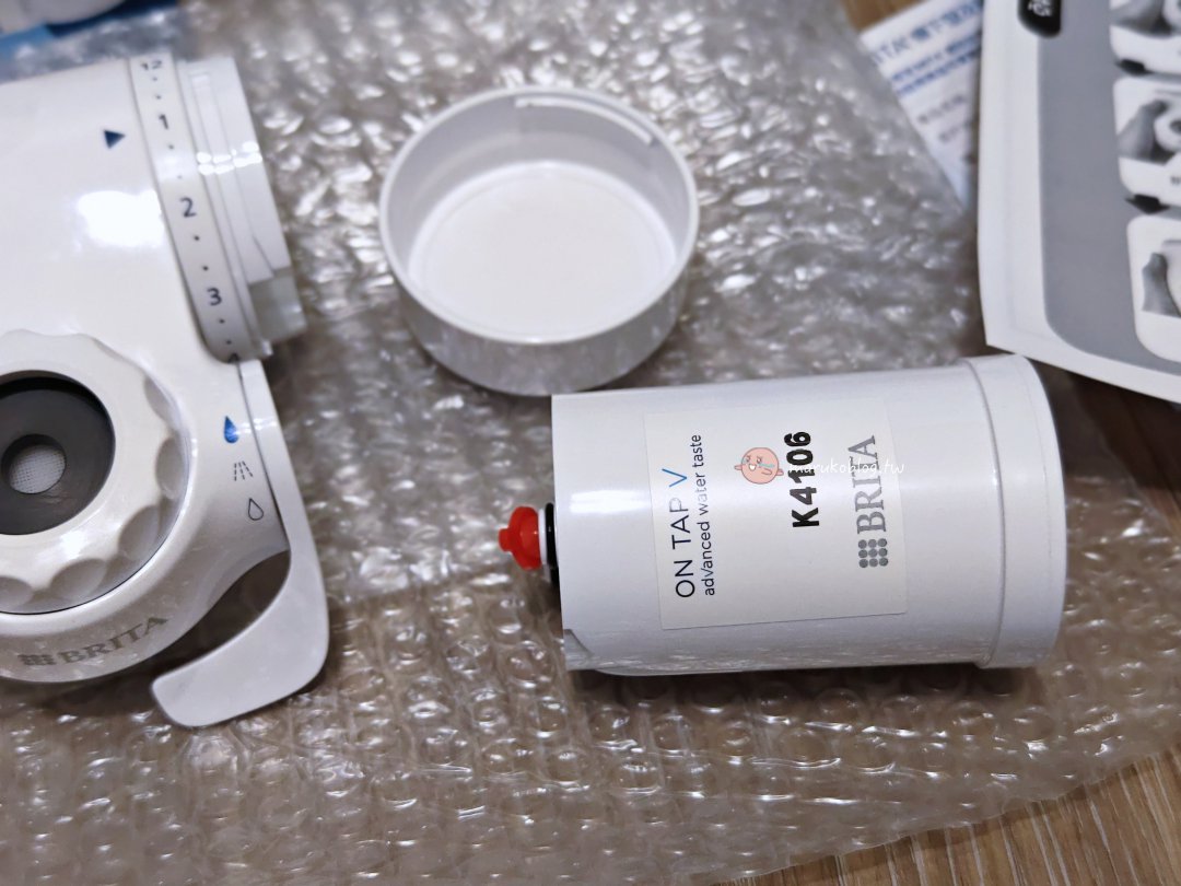 【BRITA ON TAP 淨水器開箱】租屋族必備！安裝簡單、可隨身帶走的迷你龍頭式濾水器 @Maruko(丸子)與美食有個約會