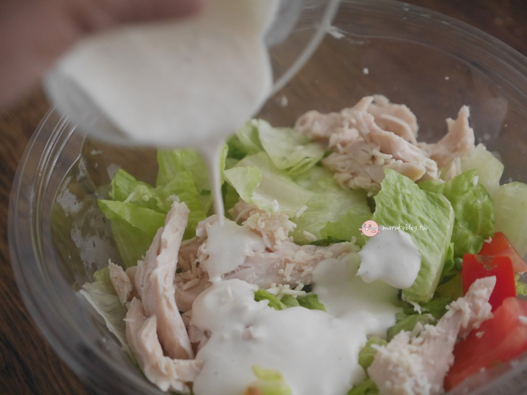【好市多熟食】凱薩沙拉更清爽吃法｜優格凱薩醬比例、減脂改良版、輕盈不膩吃法秘訣 @Maruko(丸子)與美食有個約會