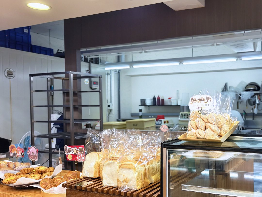 【三重麵包店推薦】Wumai 綠植系麵包店藏身巷弄,日系質感空間超好拍 @Maruko(丸子)與美食有個約會 【三重麵包店推薦】Wumai 綠植系麵包店藏身巷弄,日系質感空間超好拍 @Maruko(丸子)與美食有個約會
