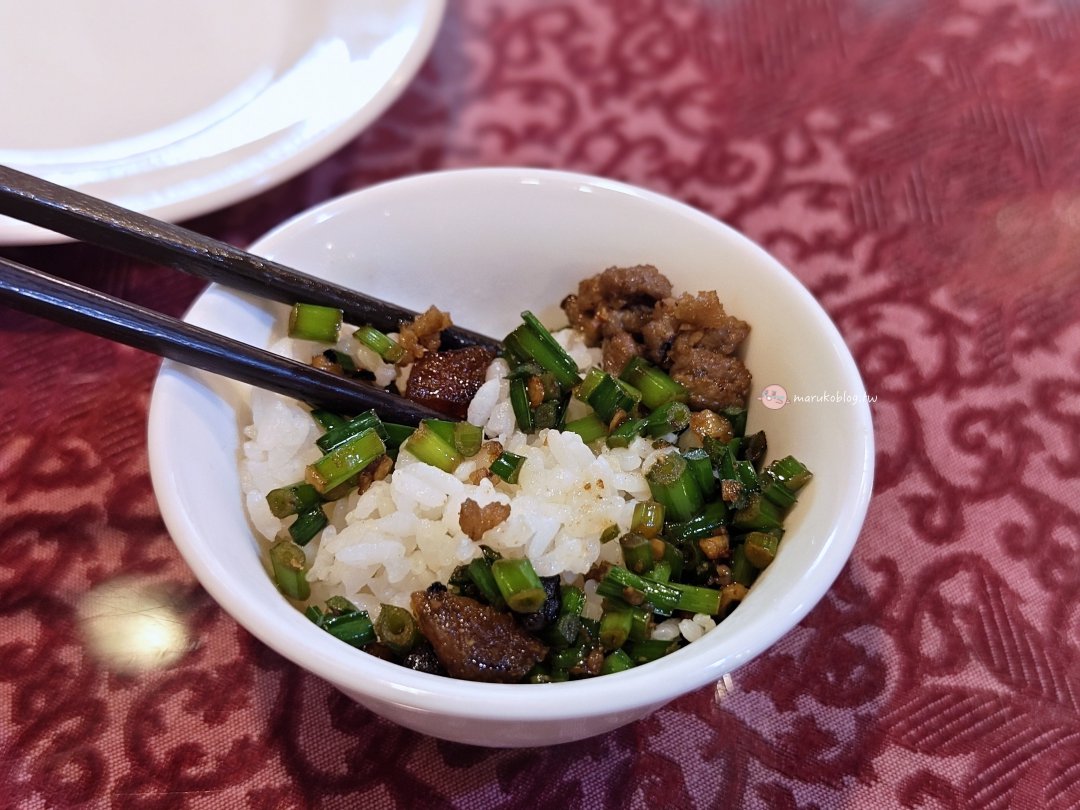 台北萬華｜復華川菜：30年老店！滿桌「白飯殺手」一人不到400元，必點復華小炒、排骨 @Maruko(丸子)與美食有個約會
