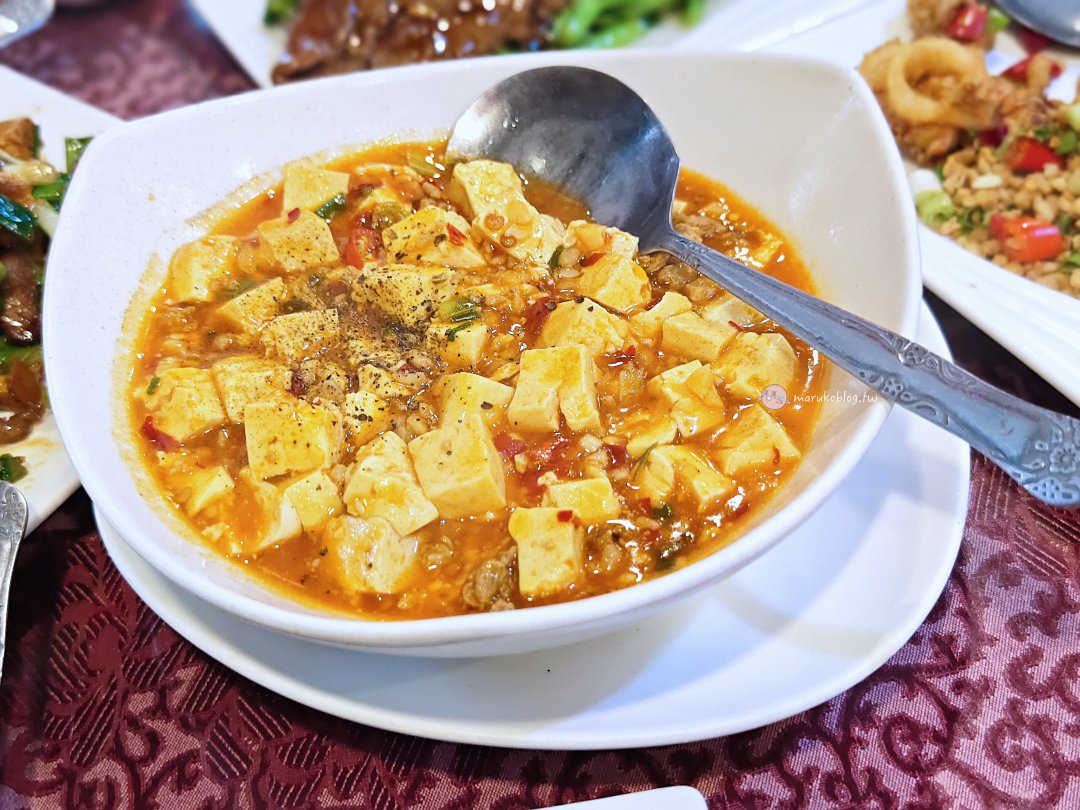 台北萬華｜復華川菜：30年老店！滿桌「白飯殺手」一人不到400元，必點復華小炒、排骨 @Maruko(丸子)與美食有個約會
