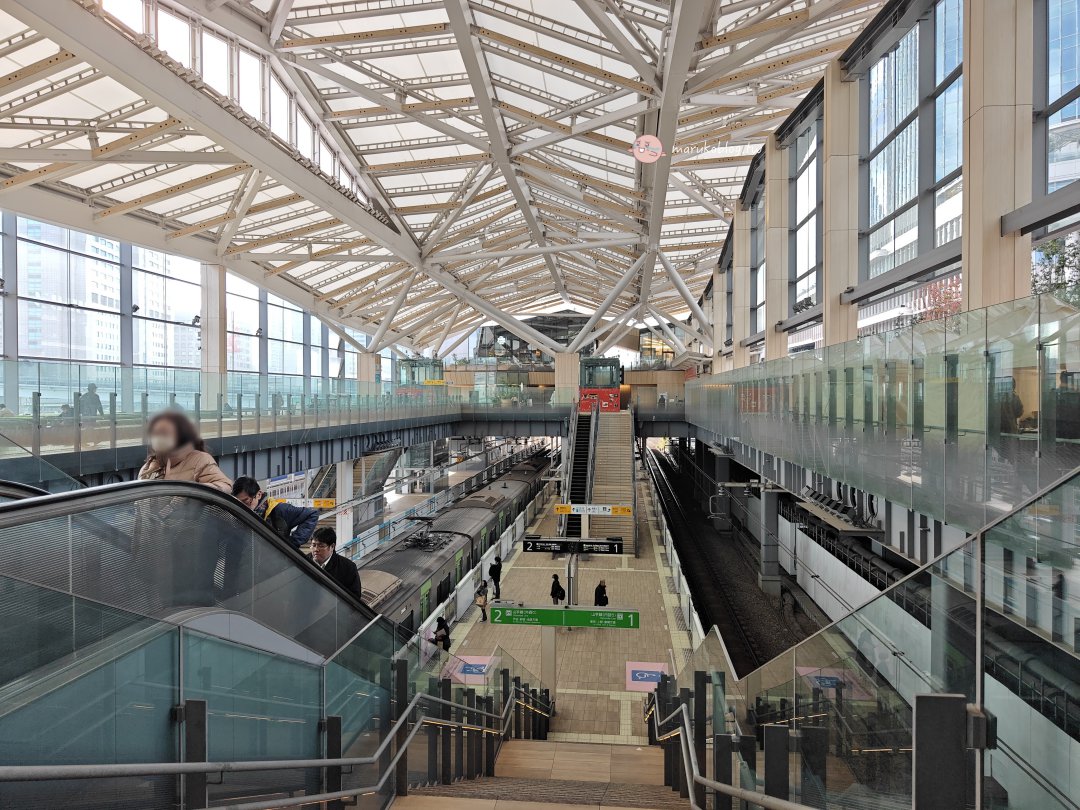 東京新地標|山手線最美的車站「高輪 Gateway」:隈研吾建築巡禮、星巴克前往路線與 AI 未來體驗 @Maruko(丸子)與美食有個約會 東京新地標|山手線最美的車站「高輪 Gateway」:隈研吾建築巡禮、星巴克前往路線與 AI 未來體驗 @Maruko(丸子)與美食有個約會
