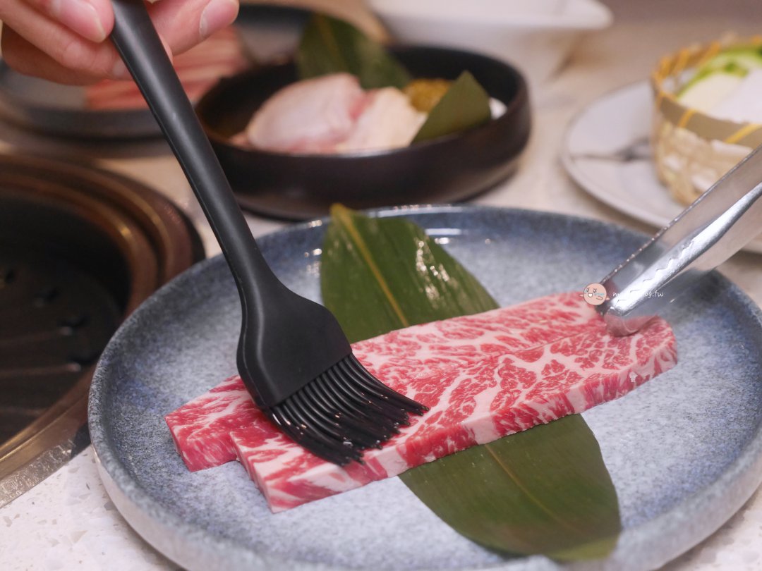 台北燒肉推薦【四時輕燒肉概念屋】:獨家控溫烹調鎖住肉汁,這餐讓我吃飽卻不罪惡! @Maruko(丸子)與美食有個約會 台北燒肉推薦【四時輕燒肉概念屋】:獨家控溫烹調鎖住肉汁,這餐讓我吃飽卻不罪惡! @Maruko(丸子)與美食有個約會