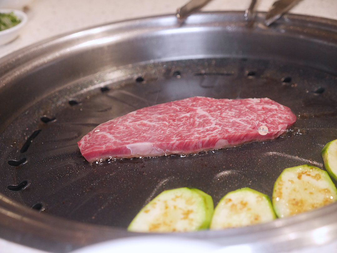 台北燒肉推薦【四時輕燒肉概念屋】:獨家控溫烹調鎖住肉汁,這餐讓我吃飽卻不罪惡! @Maruko(丸子)與美食有個約會 台北燒肉推薦【四時輕燒肉概念屋】:獨家控溫烹調鎖住肉汁,這餐讓我吃飽卻不罪惡! @Maruko(丸子)與美食有個約會