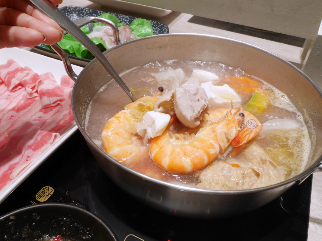【台北火鍋推薦】小尚品精制鍋物錦西店：海陸雙享超澎湃，開二鍋送肉盤的高 CP 值首選 @Maruko(丸子)與美食有個約會
