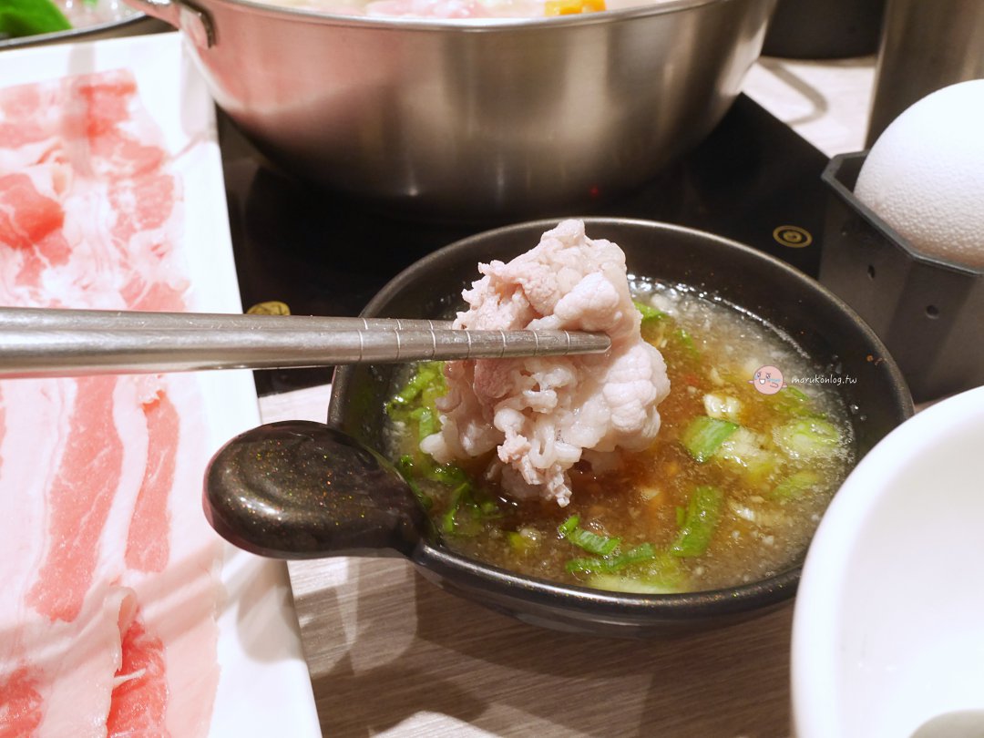 【台北火鍋推薦】小尚品精制鍋物錦西店：海陸雙享超澎湃，開二鍋送肉盤的高 CP 值首選 @Maruko(丸子)與美食有個約會
