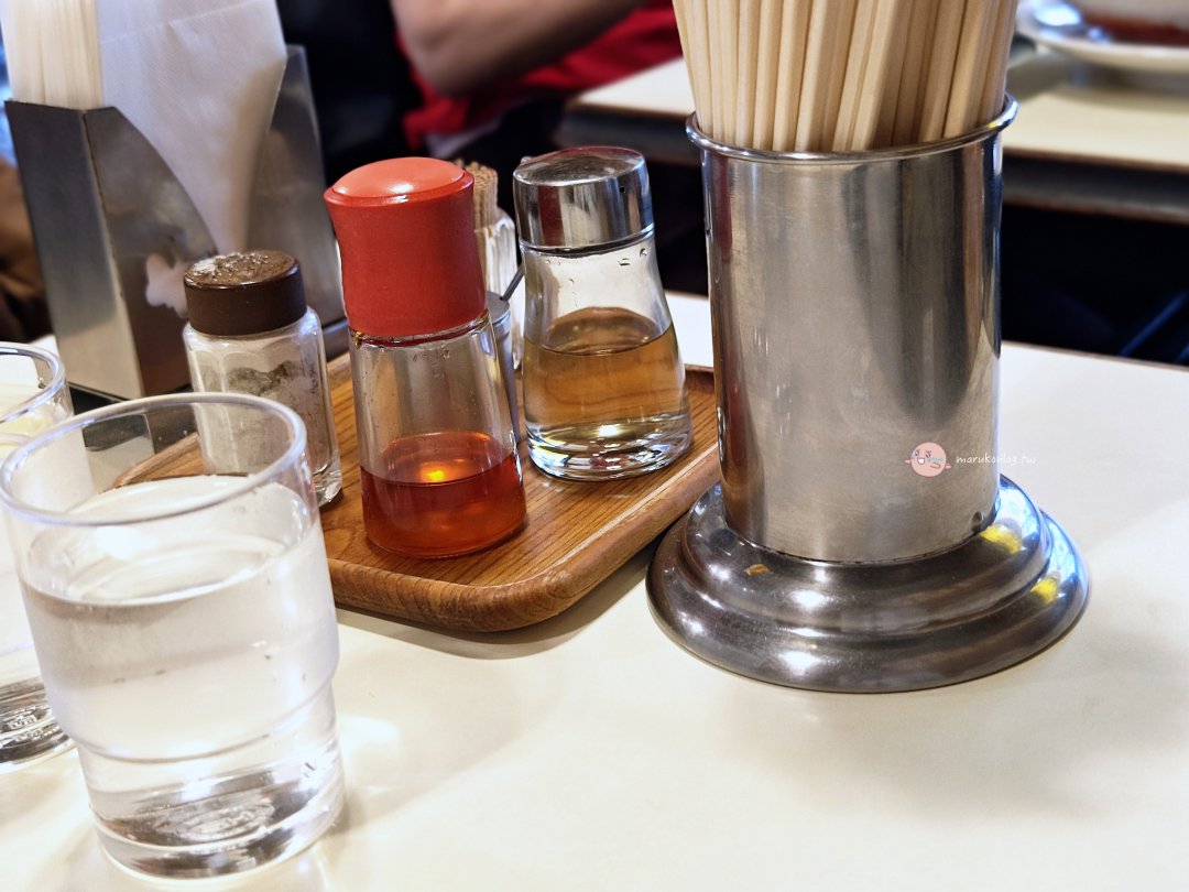 東京神樂坂必吃|龍朋:大塊叉燒炒飯與濃厚番茄雞蛋麵,份量驚人的傳奇町中華 @Maruko(丸子)與美食有個約會 東京神樂坂必吃|龍朋:大塊叉燒炒飯與濃厚番茄雞蛋麵,份量驚人的傳奇町中華 @Maruko(丸子)與美食有個約會