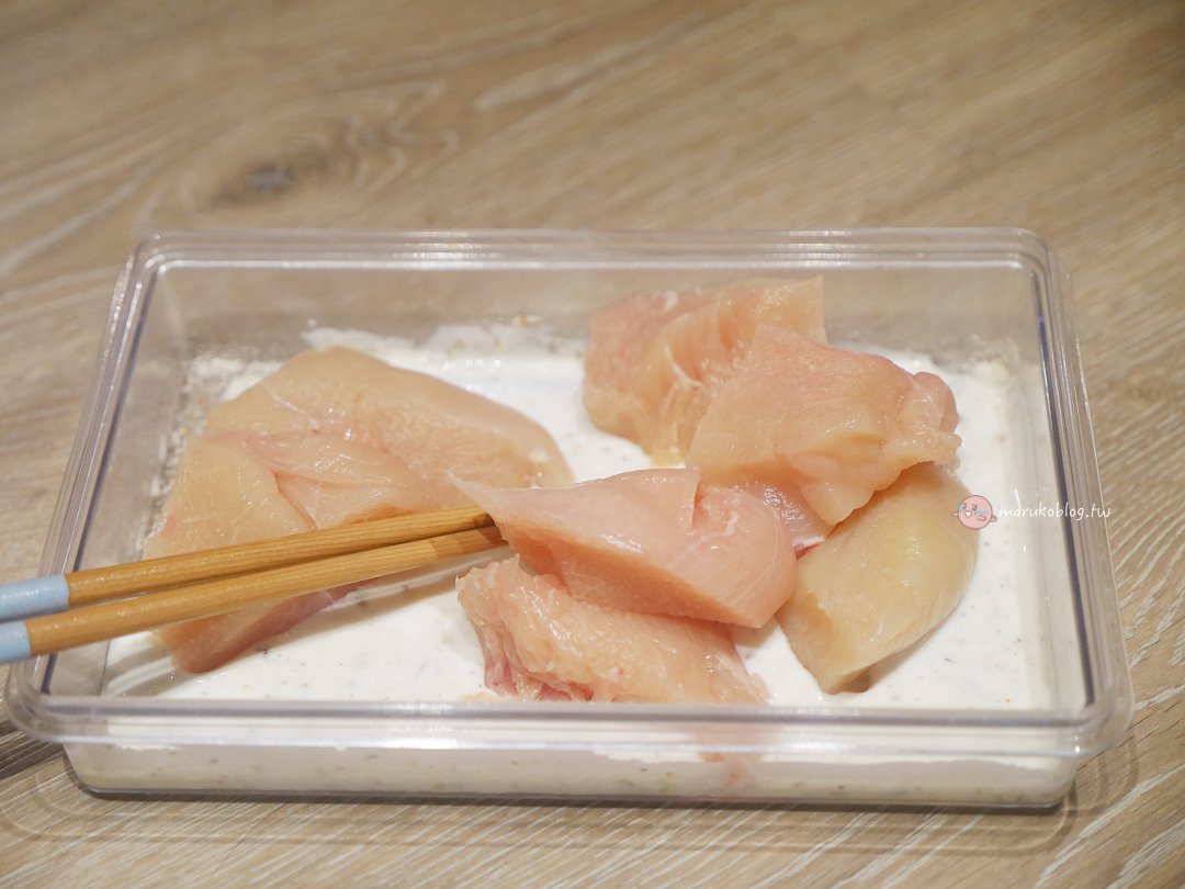 【氣炸鍋食譜】不辣的香料優格烤雞!免開火、超軟嫩,大人小孩都搶著吃 @Maruko(丸子)與美食有個約會 【氣炸鍋食譜】不辣的香料優格烤雞!免開火、超軟嫩,大人小孩都搶著吃 @Maruko(丸子)與美食有個約會