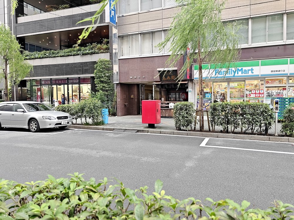 【日本便利商店】酒紅色 Lawson 怎麼逛？走進 Natural Lawson 24小時營業還能退稅的質感生活！ @Maruko(丸子)與美食有個約會