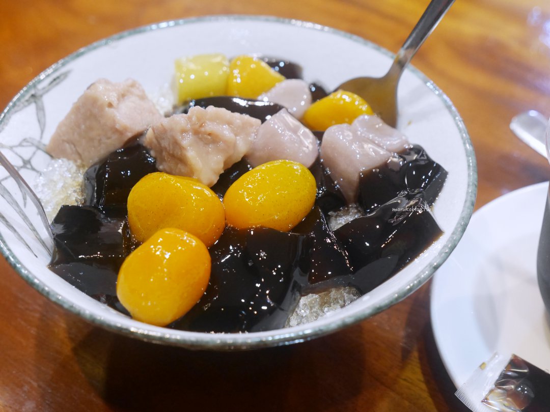 【宜蘭美食】仙草爸:在地人激推必點「自製蜜金棗」!滑嫩仙草消暑首選 @Maruko(丸子)與美食有個約會 【宜蘭美食】仙草爸:在地人激推必點「自製蜜金棗」!滑嫩仙草消暑首選 @Maruko(丸子)與美食有個約會