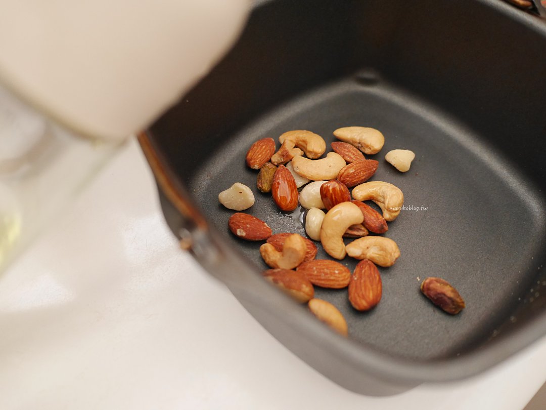 【氣炸鍋堅果食譜】自製大人系香辣起司堅果！加入堀西調味粉、起司粉 3分鐘搞定超開胃下酒菜做法 @Maruko(丸子)與美食有個約會