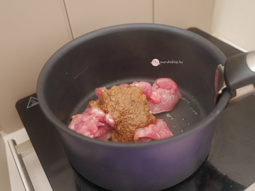 懶人溫補必學！麻油豬肉高麗菜湯麵線，免爆香、免燉煮，10分鐘就能開飯 @Maruko(丸子)與美食有個約會