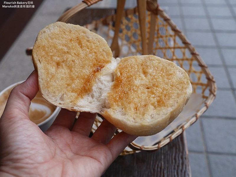 新北板橋｜FlourishBakery花咲結合麵包與咖啡的風格小店,江子翠捷運站週邊美食推薦 @Maruko(丸子)與美食有個約會