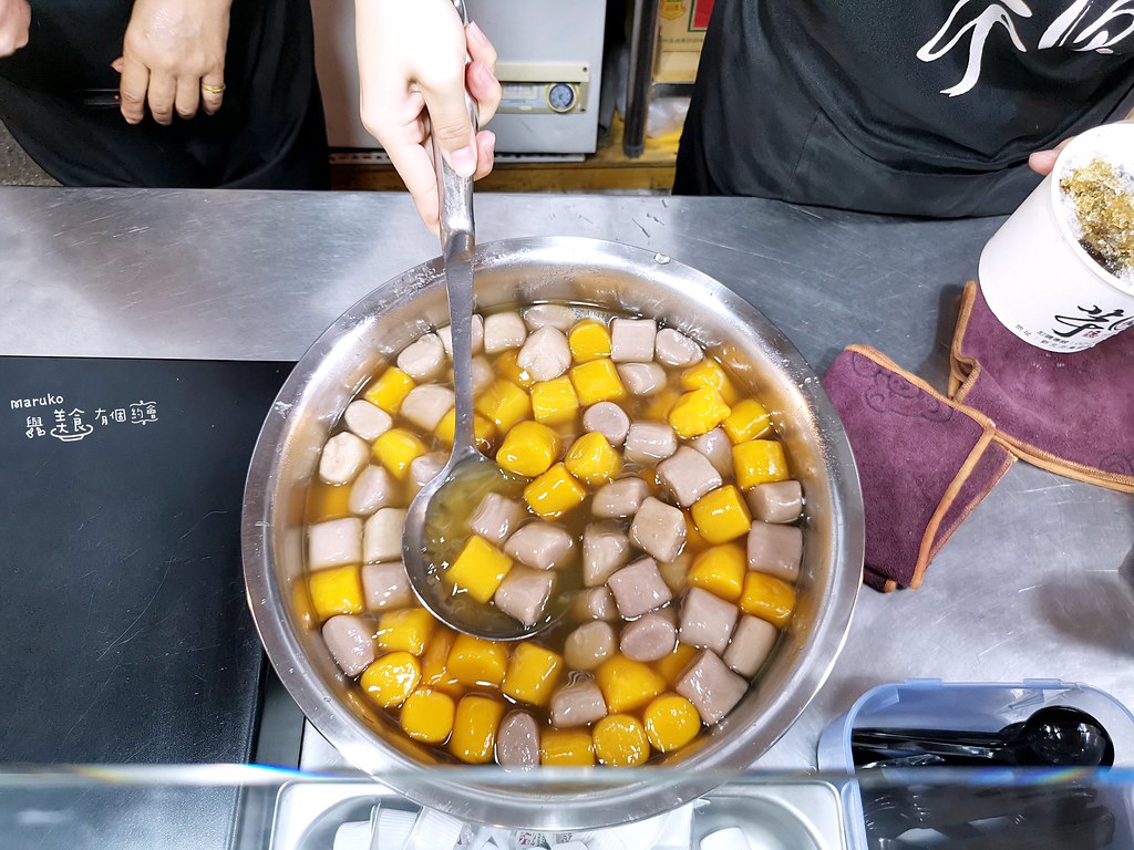 【金山美食】金山芋圓王｜我最大顆！金山老街必吃美食招牌芋圓仙草奶凍 @Maruko(丸子)與美食有個約會