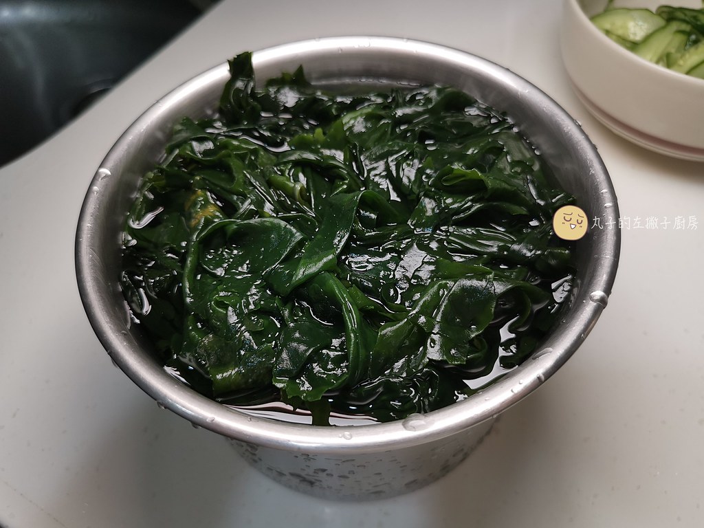 【涼拌海帶芽做法】韓式、日式兩種醬汁一次學會！低卡常備菜保存技巧與海帶芽品牌推薦 @Maruko(丸子)與美食有個約會