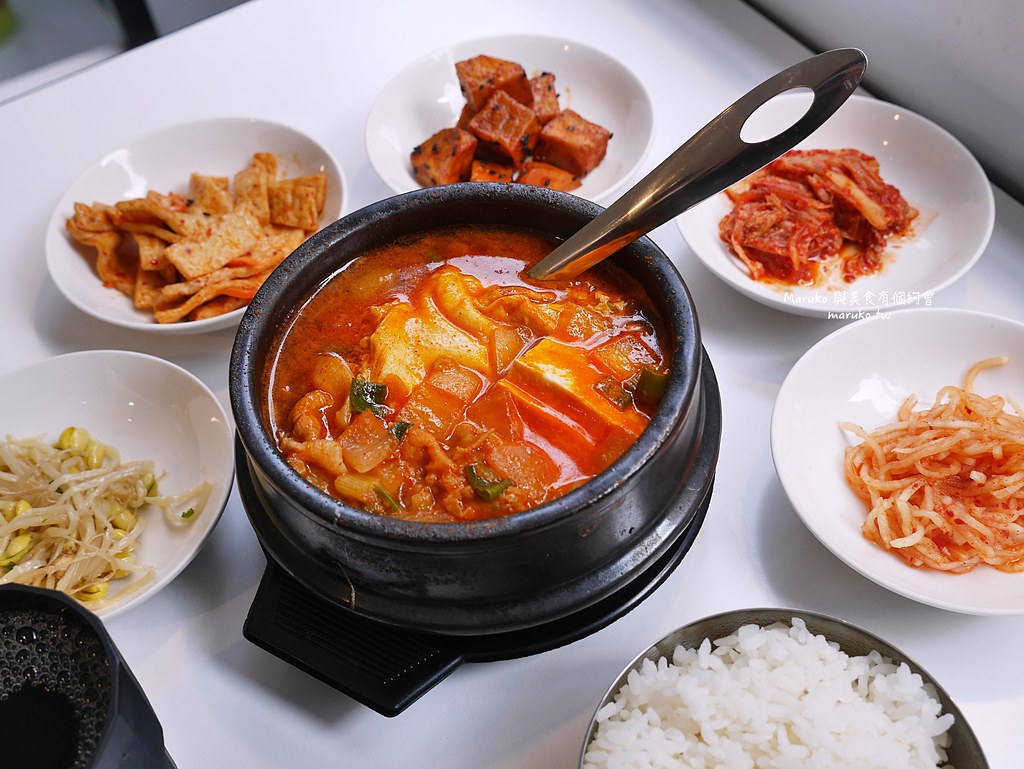 【台北】台韓民國食堂｜韓式布帳馬車料理,小菜吃到飽219元起,國父紀念館站韓式餐廳 @Maruko(丸子)與美食有個約會