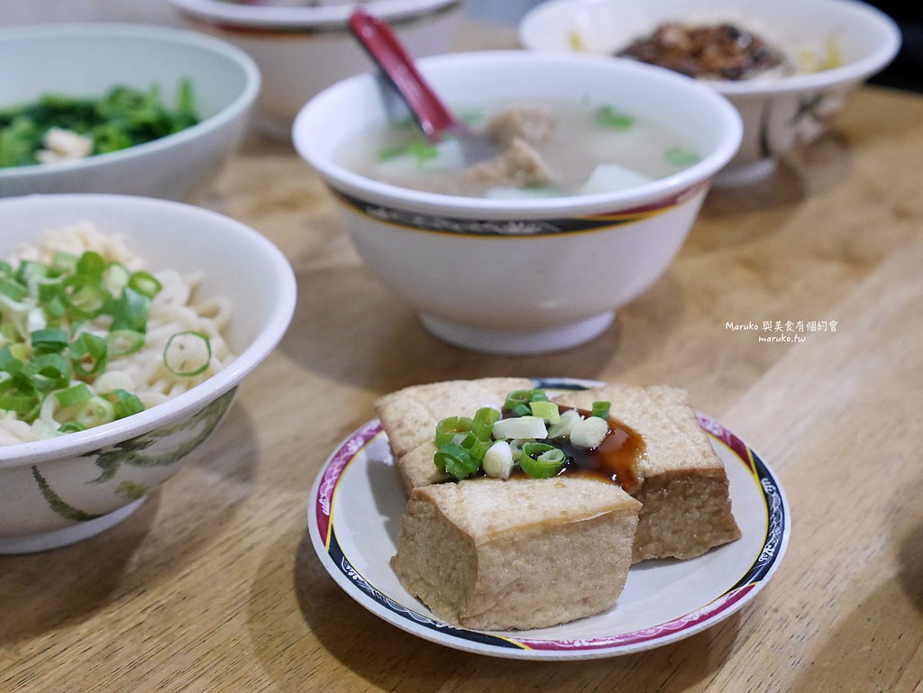 【台北】大傻小傻傻瓜麵｜在地人才知道的私房傻瓜麵,信義安和站小吃 @Maruko(丸子)與美食有個約會