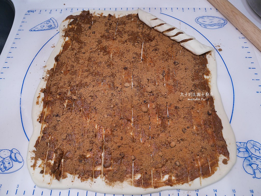 【食譜】肉桂捲花圈｜聖誕節必學的聖誕花圈肉桂捲花式捲法點心 @Maruko(丸子)與美食有個約會